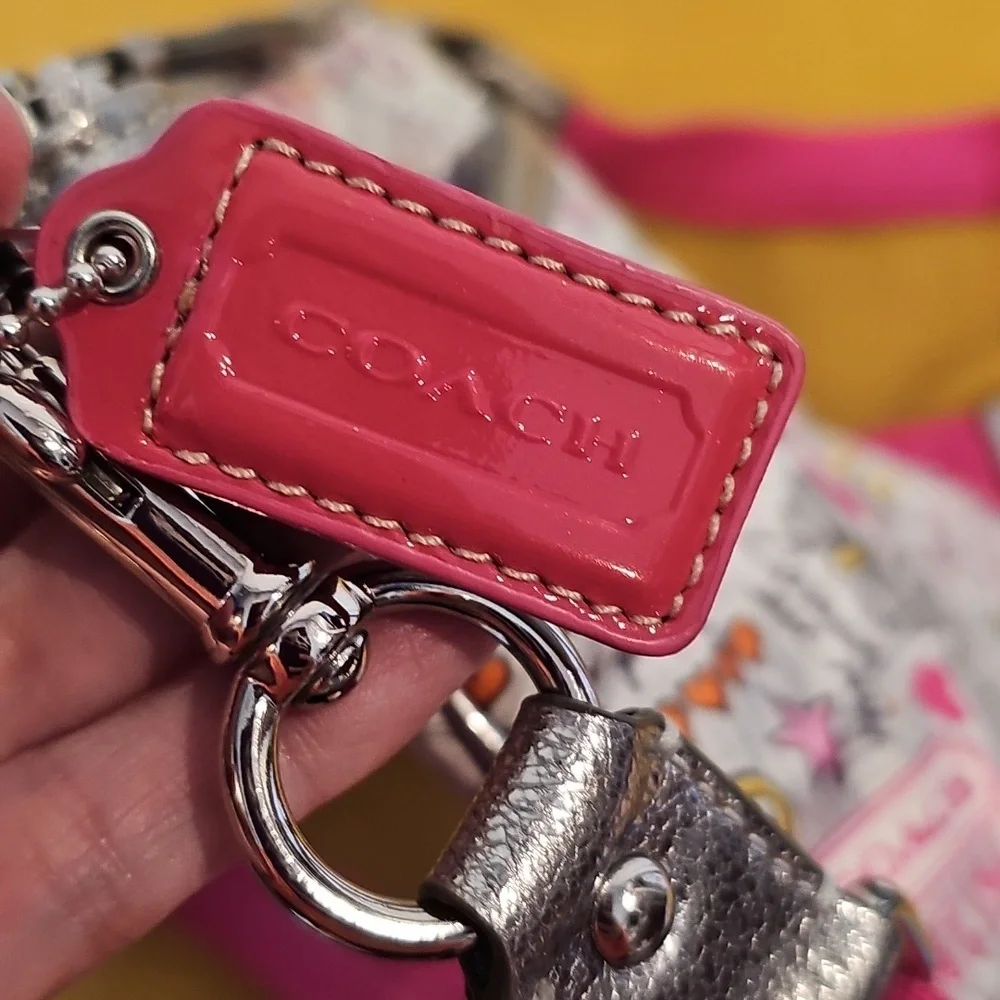 COACH Poppy Butterfly Graffiti Crossbody bag LIKE NEW - Picture 10 of 11